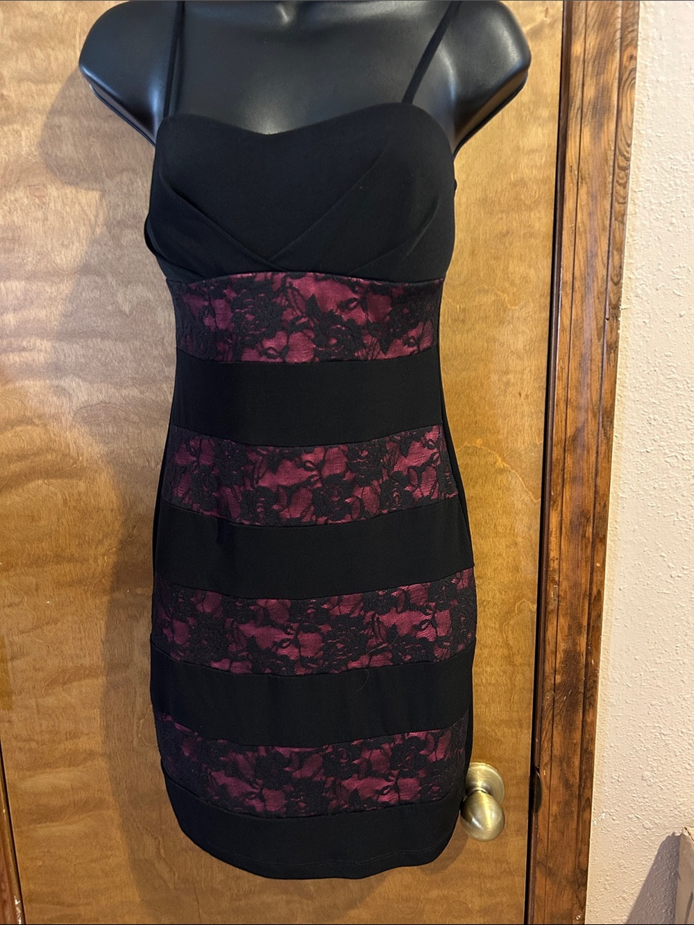 Black & Burgundy Lace Stripe Bodycon Dress - Homecoming